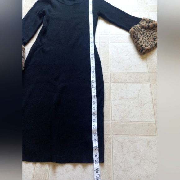 NINA Leonard Black Dress With Cheetah Bell Sleeves - Picture 3 of 4